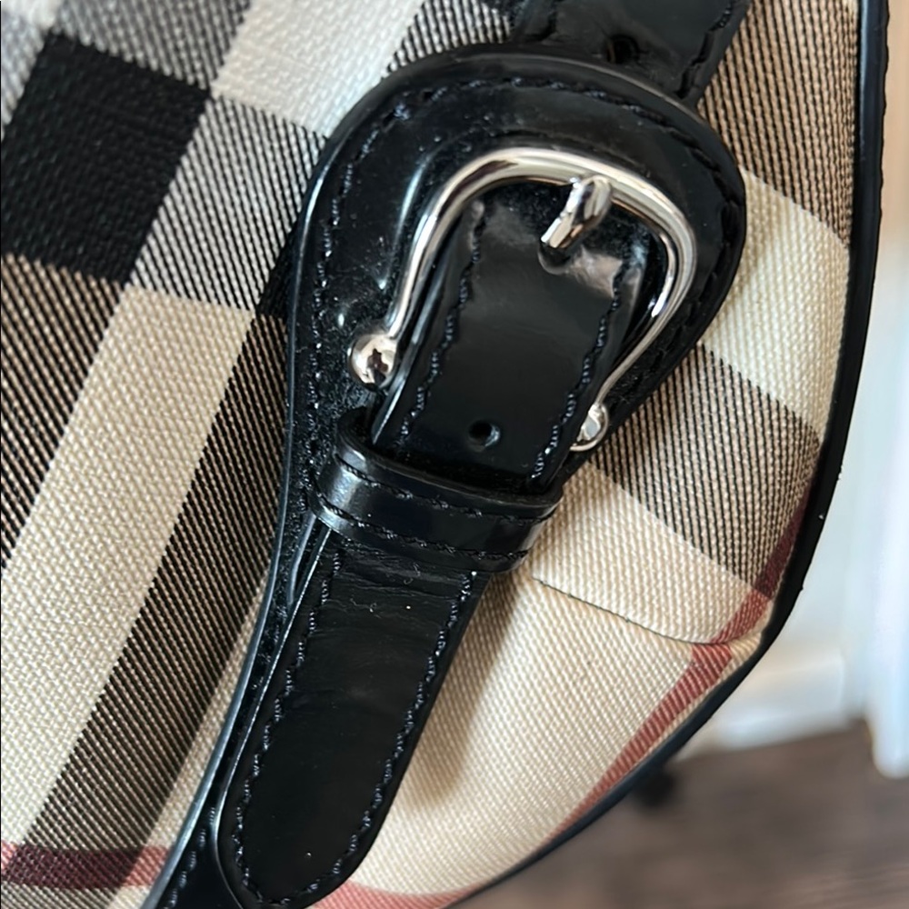 EUC Authentic Burberry Nova Check Hobo - Picture 4 of 16